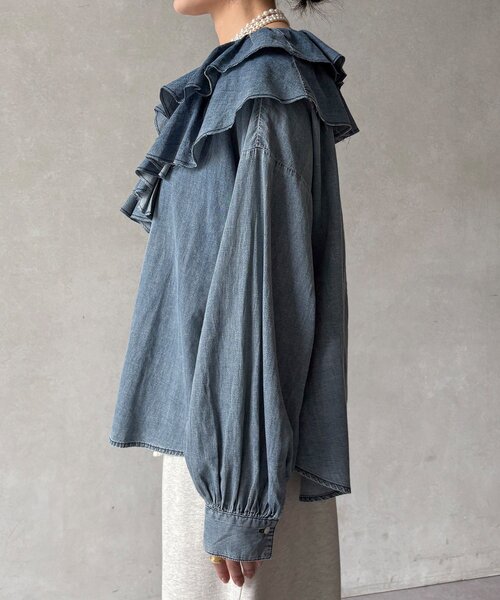 DouDou（ドゥドゥ）の「ライトデニムフリルブラウス（シャツ/ブラウス・レディース・ブルー・FREE）」の18枚目の写真