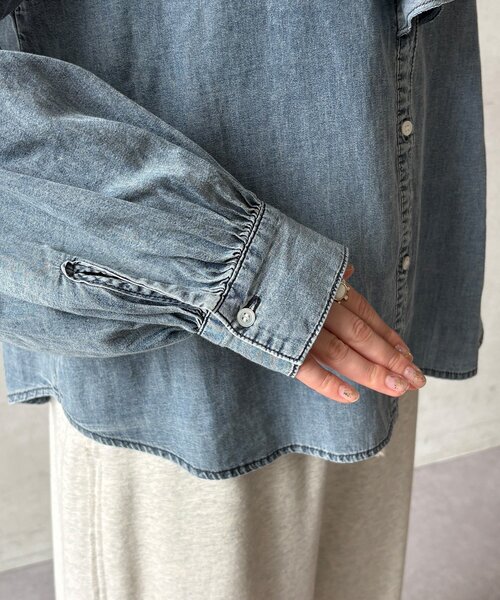 DouDou（ドゥドゥ）の「ライトデニムフリルブラウス（シャツ/ブラウス・レディース・ブルー・FREE）」の13枚目の写真