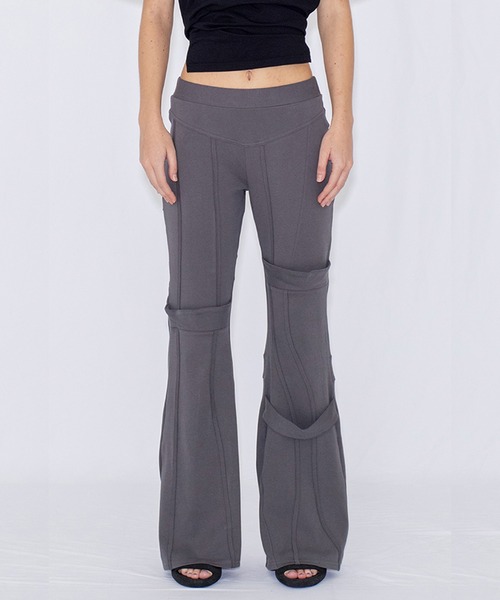 VIAVANDA（ヴィアヴァンダ）の「STRINGS WIDE TRACK PANTS（その他