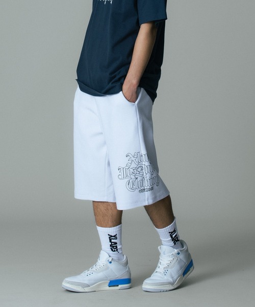 XLARGE（エクストララージ）の「OLD ENGLISH WAFFLE SHORT PANTS（その他パンツ・メンズ・ブラック/ホワイト/カモフラージュ/ネイビー・S/M/L/XL）」の2枚目の写真