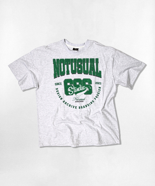 NOTUSUAL(ノットユージュアル)の「グリーンスタジオ オーバーサイズ 半袖Tシャツ 4カラー(Tシャツ/カットソー・レディース・ホワイト×グレー/ブラック/ネイビー/ホワイト・SMALL/MEDIUM/LARGE/X-LARGE)」の6枚目の写真