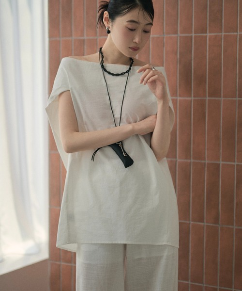 LAULEN（ローレン）の「cotton linen cape silhouette blouse /コットンリネン ケープシルエットブラウス（シャツ/ブラウス・レディース・ブラック/ホワイト・FREE）」の7枚目の写真