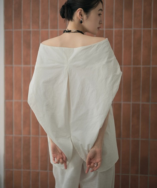 LAULEN（ローレン）の「cotton linen cape silhouette blouse /コットンリネン ケープシルエットブラウス（シャツ/ブラウス・レディース・ブラック/ホワイト・FREE）」の8枚目の写真