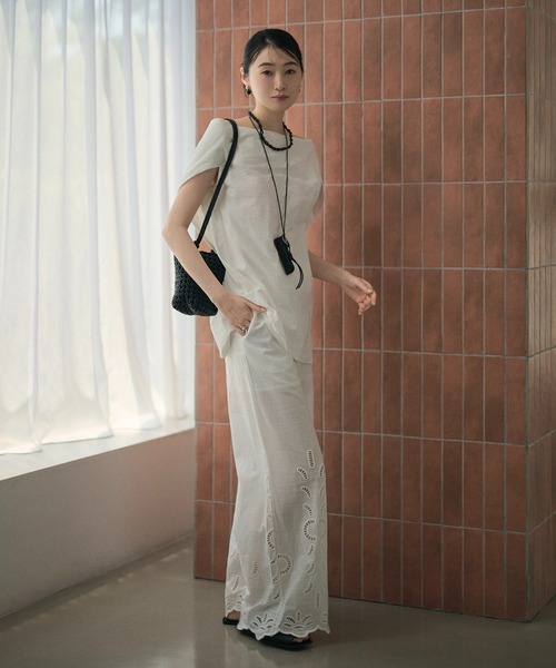 LAULEN（ローレン）の「cotton linen cape silhouette blouse /コットンリネン ケープシルエットブラウス（シャツ/ブラウス・レディース・ブラック/ホワイト・FREE）」の15枚目の写真