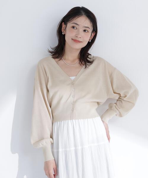 NATURAL BEAUTY BASIC(ナチュラルビューティーベーシック)の「【ちょうど、いい服】さらりと、涼しげ麻混カーディガン(カーディガン/ボレロ・レディース・ブラック/オフホワイト/ラベンダー/ネイビー/ベージュ・フリ-)」の3枚目の写真
