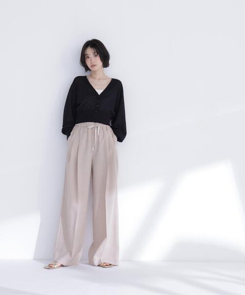 NATURAL BEAUTY BASIC(ナチュラルビューティーベーシック)の「【ちょうど、いい服】さらりと、涼しげ麻混カーディガン(カーディガン/ボレロ・レディース・ブラック/オフホワイト/ラベンダー/ネイビー/ベージュ・フリ-)」の11枚目の写真
