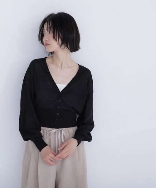 NATURAL BEAUTY BASIC(ナチュラルビューティーベーシック)の「【ちょうど、いい服】さらりと、涼しげ麻混カーディガン(カーディガン/ボレロ・レディース・ブラック/オフホワイト/ラベンダー/ネイビー/ベージュ・フリ-)」の12枚目の写真