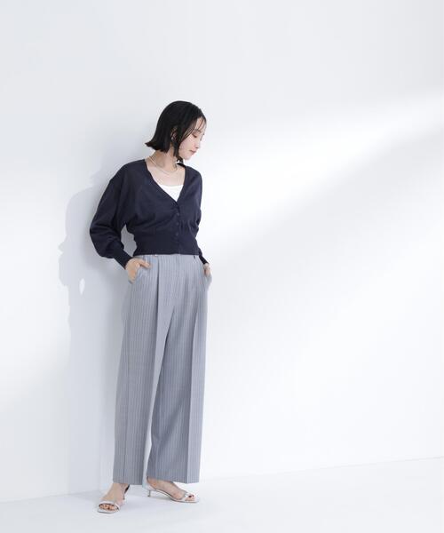 NATURAL BEAUTY BASIC(ナチュラルビューティーベーシック)の「【ちょうど、いい服】さらりと、涼しげ麻混カーディガン(カーディガン/ボレロ・レディース・ブラック/オフホワイト/ラベンダー/ネイビー/ベージュ・フリ-)」の12枚目の写真