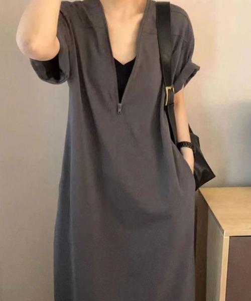 mielu（ミエル）の「ハーフジップ半袖ロングワンピース（ワンピース・レディース・カーキ/グレー/ブラック・MEDIUM/LARGE）」の21枚目の写真