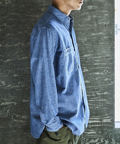 orSlow(オアスロウ)の「【orSlow】RELAX FIT CHAMBRAY WORK SHIRT(シャツ/ブラウス・メンズ・ブルー・L/M)」の2枚目の写真