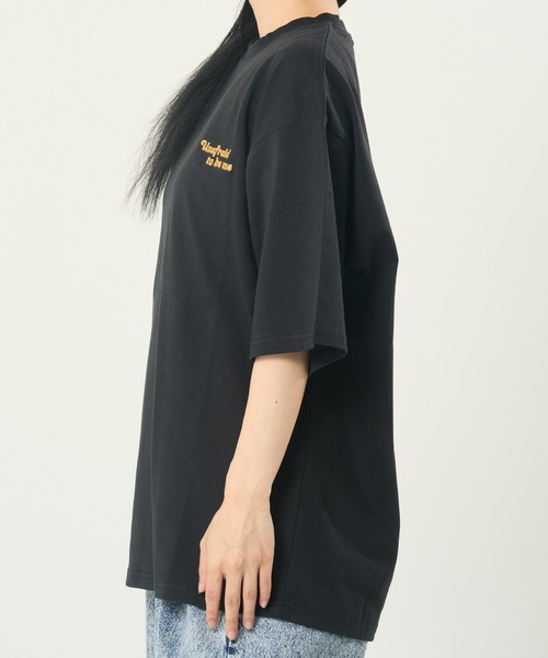 BETTY BOOP(ベティ・ブープ)の「BETTYバブ龍TEE(M1)(Tシャツ/カットソー・メンズ・ブラック/オートミール/ホワイト・MEDIUM/LARGE/X-LARGE)」の7枚目の写真