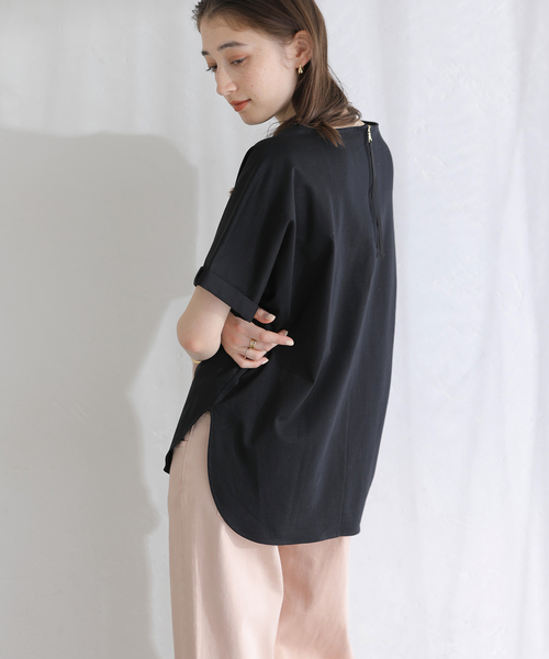 La TOTALITE(ラトータリテ)の「【洗える】高機能カーブヘムプルオーバー(Tシャツ/カットソー・レディース・ブラック/ベージュ/ホワイト・FREE)」の9枚目の写真