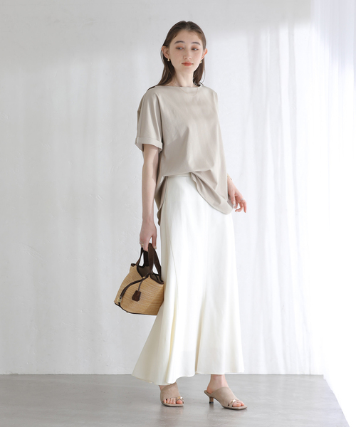 La TOTALITE(ラトータリテ)の「【洗える】高機能カーブヘムプルオーバー(Tシャツ/カットソー・レディース・ブラック/ベージュ/ホワイト・FREE)」の18枚目の写真
