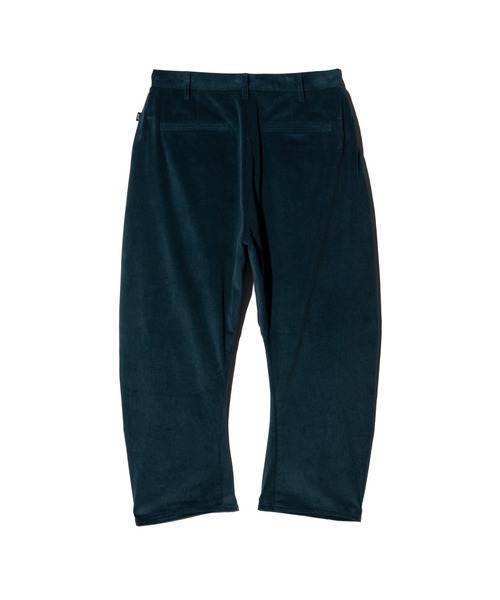 glamb（グラム）の「Corduroy Barrel Pants / コーデュロイバレルパンツ（その他パンツ・メンズ・ブラック/ブルー・S/M/L）」の5枚目の写真