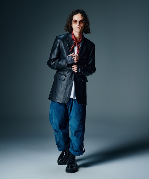 glamb（グラム）の「Corduroy Barrel Pants / コーデュロイバレルパンツ（その他パンツ・メンズ・ブラック/ブルー・S/M/L）」の16枚目の写真