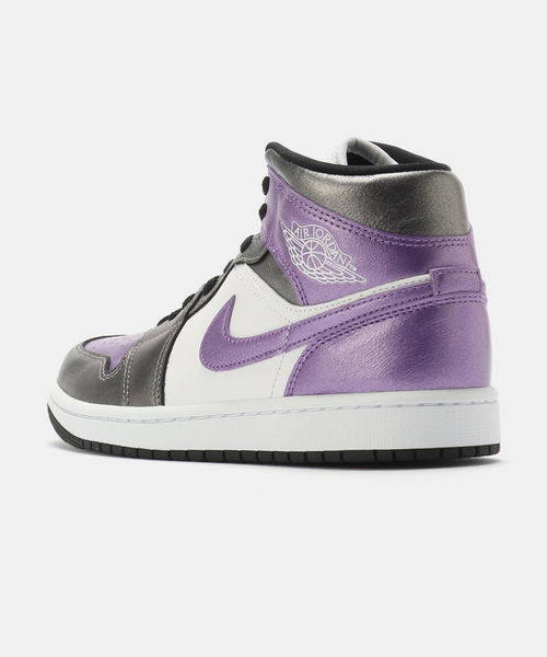 JORDAN BRAND(ジョーダンブランド)の「JORDAN BRAND WMNS AIR JORDAN 1 MID SE HJ5911-105(スニーカー・レディース・パープル・25cm/24.5cm/24cm/23.5cm/23cm)」の3枚目の写真