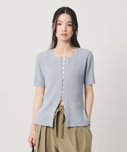 BEAUTY&YOUTH UNITED ARROWS(ビューティーアンドユースユナイテッドアローズ)の「麻ブレンド スラブ フロントボタン ショートスリーブ カーディガン ウォッシャブル(カーディガン/ボレロ・レディース・オフホワイト/ライトブルー/ブラック・FREE)」の1枚目の写真
