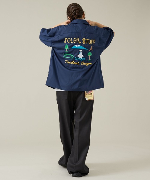 POLeR（ポーラー）の「【POLeR/ポーラー】TOURIST SHIRT2/スーベニア/ボーリング/6分袖開襟シャツ（シャツ/ブラウス・メンズ・ベージュ/ネイビー/マスタード・M/L）」の4枚目の写真