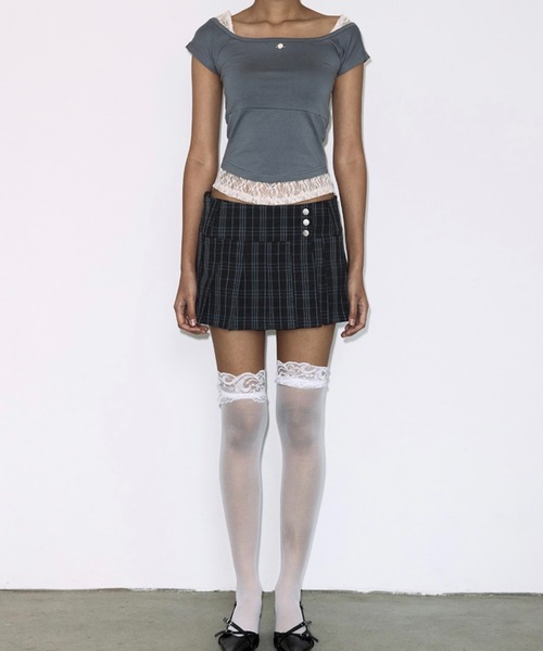 FANCY CLUB(ファンシークラブ)の「【FANCY CLUB】 LACE SQUARE NECK TOP / 【ファンシークラブ】レーススクエアネックレイヤード半袖Tシャツ(Tシャツ/カットソー・レディース・グレー/ブラック・ONE SIZE)」の9枚目の写真