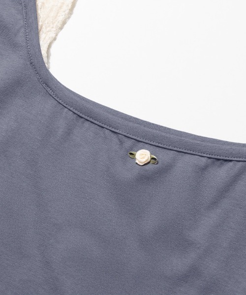 FANCY CLUB(ファンシークラブ)の「【FANCY CLUB】 LACE SQUARE NECK TOP / 【ファンシークラブ】レーススクエアネックレイヤード半袖Tシャツ(Tシャツ/カットソー・レディース・グレー/ブラック・ONE SIZE)」の4枚目の写真