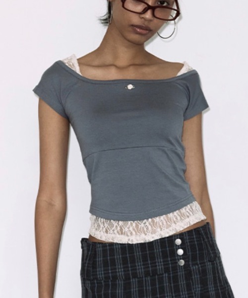 FANCY CLUB(ファンシークラブ)の「【FANCY CLUB】 LACE SQUARE NECK TOP / 【ファンシークラブ】レーススクエアネックレイヤード半袖Tシャツ(Tシャツ/カットソー・レディース・グレー/ブラック・ONE SIZE)」の11枚目の写真