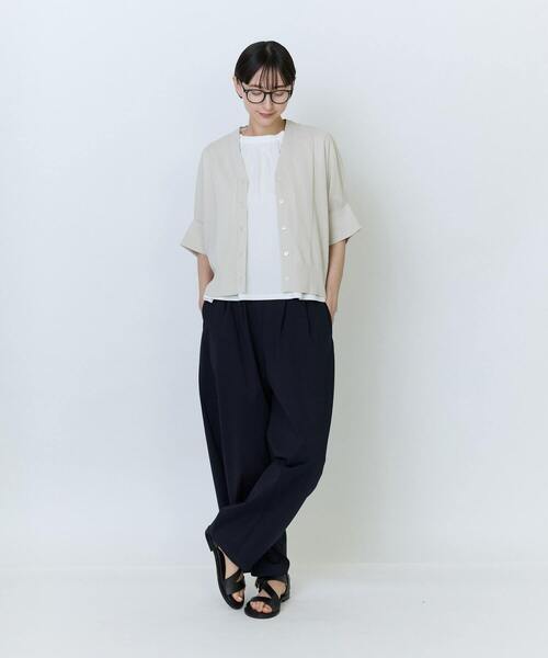 LOISIR(ロワズィール)の「【6月お気に入り登録ブランド内5位】エステルペーパー鹿の子編みカーディガン(カーディガン/ボレロ・レディース・ベージュ/ブルーグレー/イエロー・FREE)」の4枚目の写真