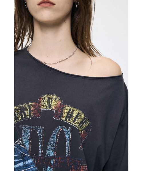 MOUSSY(マウジー)の「REMAKE LIKE ONE SHOULDER Tシャツ(Tシャツ/カットソー・レディース・オフホワイト/レッド/ブルー/ライトブラック・FREE)」の18枚目の写真
