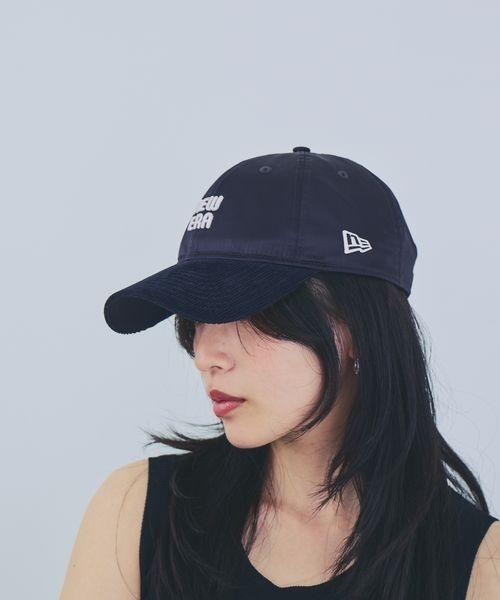JEANASIS(ジーナシス)の「【NEW ERA(ニューエラ)】別注 9TWENTY サテンコーデュロイキャップ/911710(キャップ・レディース・ホワイト/ブラック/ネイビー・FREE)」の7枚目の写真
