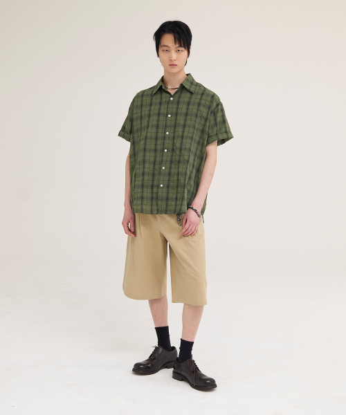 AKECII（アケシ）の「エルスモークチェック半袖シャツ_カーキ（シャツ/ブラウス・メンズ・その他・MEDIUM/LARGE）」の2枚目の写真