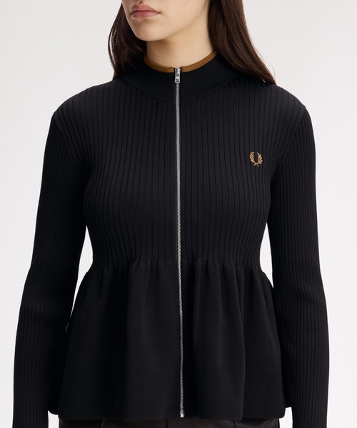 FRED PERRY(フレッドペリー)の「Zip-Through Peplum Cardigan/ジップスルーペプラムカーディガン(カーディガン/ボレロ・レディース・ブラック・10)」の6枚目の写真