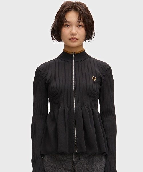 FRED PERRY(フレッドペリー)の「Zip-Through Peplum Cardigan/ジップスルーペプラムカーディガン(カーディガン/ボレロ・レディース・ブラック・10)」の10枚目の写真