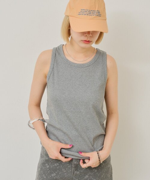 WHIMSIC(ウィムジック)の「【UNISEX/2サイズ展開】リブタンクトップ(タンクトップ・メンズ・パープル/イエロー/チャコールグレー/ホワイト・2/1)」の2枚目の写真