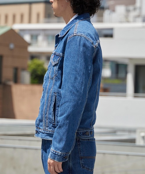 Levi's（リーバイス）の「LEVI'S/リーバイス THE TRUCKER JACKET TYPEⅢ トラッカージャケット デニムジャケット ジージャン Gジャン ライトアウター メンズ レディース 2026年 秋 秋服 冬 冬服（デニムジャケット・メンズ・ブルー/ダークネイビー・M/L/XL）」の12枚目の写真