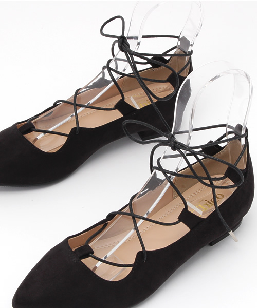 Chico（チコ）の「【who's who Chico】レースアップフラットシューズ（パンプス・レディース・ベージュ/ピンクベージュ/ブラック・MEDIUM/LARGE/SMALL）」の9枚目の写真