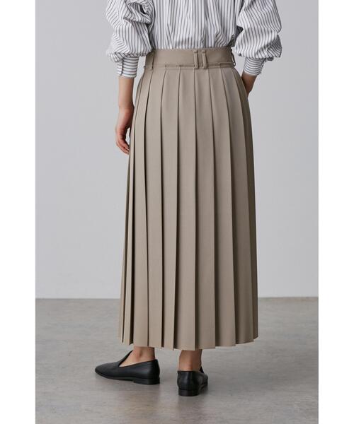 YLEVE(イレーヴ)の「YLEVE / WOOL SURGE PLEATED SKIRT(スカート・レディース・カーキ・1/0/2)」の4枚目の写真