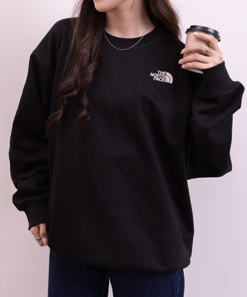 THE NORTH FACE(ザノースフェイス)の「THE NORTH FACE(ザ・ノースフェイス)/ワンポイント ロゴ刺繍 スウェット/M'S CORE SWEATSHIRTS(スウェット・レディース・グレー/ブラック/サンドベージュ/ライトブルー・M/XXL/L/XL)」の5枚目の写真