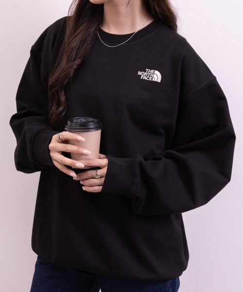 THE NORTH FACE(ザノースフェイス)の「THE NORTH FACE(ザ・ノースフェイス)/ワンポイント ロゴ刺繍 スウェット/M'S CORE SWEATSHIRTS(スウェット・レディース・グレー/ブラック/サンドベージュ/ライトブルー・M/XXL/L/XL)」の8枚目の写真