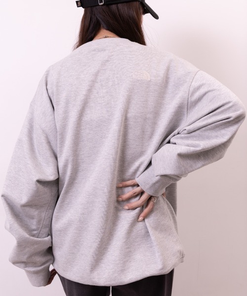 THE NORTH FACE(ザノースフェイス)の「THE NORTH FACE(ザ・ノースフェイス)/ワンポイント ロゴ刺繍 スウェット/M'S CORE SWEATSHIRTS(スウェット・レディース・グレー/ブラック/サンドベージュ/ライトブルー・M/XXL/L/XL)」の22枚目の写真