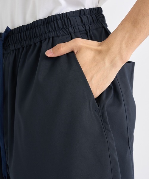 WHITE MOUNTAINEERING(ホワイトマウンテニアリング)の「【White Mountaineering】WIDE SHORT PANTS(その他パンツ・メンズ・ネイビー/ブラック・1/2)」の22枚目の写真