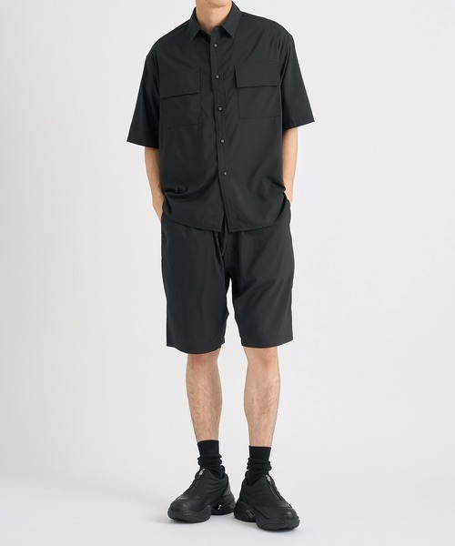 WHITE MOUNTAINEERING(ホワイトマウンテニアリング)の「【White Mountaineering】WIDE SHORT PANTS(その他パンツ・メンズ・ネイビー/ブラック・1/2)」の3枚目の写真