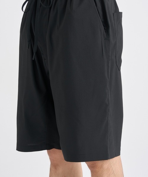 WHITE MOUNTAINEERING(ホワイトマウンテニアリング)の「【White Mountaineering】WIDE SHORT PANTS(その他パンツ・メンズ・ネイビー/ブラック・1/2)」の11枚目の写真