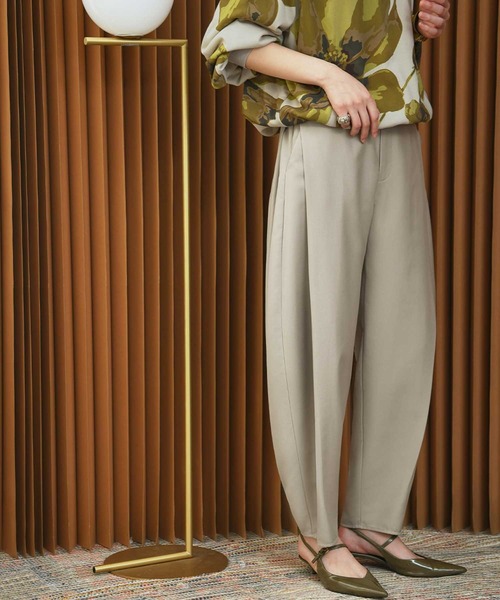ELFRANK（エルフランク）の「【2026AW】【S～Lサイズ展開】サイドボックスプリーツカーブパンツ 洗える《着用動画あり》（その他パンツ・レディース・ブラック/キャメル/グレイッシュベージュ・S/M/L）」の3枚目の写真