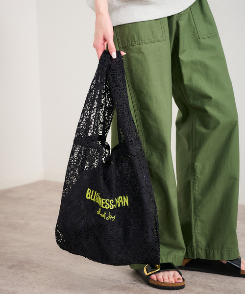 U by SPICK&SPAN（ユーバイスピックアンドスパン）の「LY / エルワイ Souk Bag（トートバッグ・レディース・ブラック/ホワイト・FREE）」の6枚目の写真