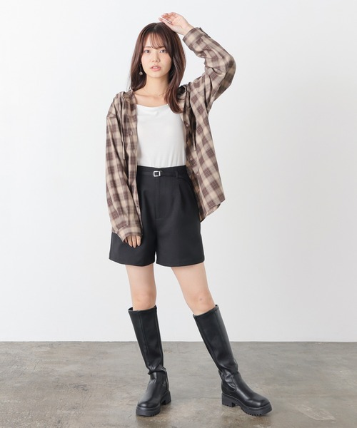 Honeys(ハニーズ)の「フード付チェックシャツ(シャツ/ブラウス・レディース・ベージュ系その他2/ブルー系その他3/ホワイト系その他2/レッド系その他2/ブラウン系その他2・L/S/M/LL)」の14枚目の写真