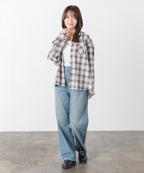 Honeys(ハニーズ)の「フード付チェックシャツ(シャツ/ブラウス・レディース・ベージュ系その他2/ブルー系その他3/ホワイト系その他2/レッド系その他2/ブラウン系その他2・L/S/M/LL)」の17枚目の写真