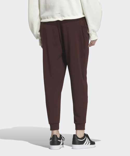 adidas(アディダス)の「ラックスフロー ルーズフィット アンクル丈 ジョガーパンツ / アディダス adidas(スウェットパンツ・レディース・ブラウン・LARGE/MEDIUM/SMALL/X-LARGE/XX-LARGE/X-SMALL)」の2枚目の写真