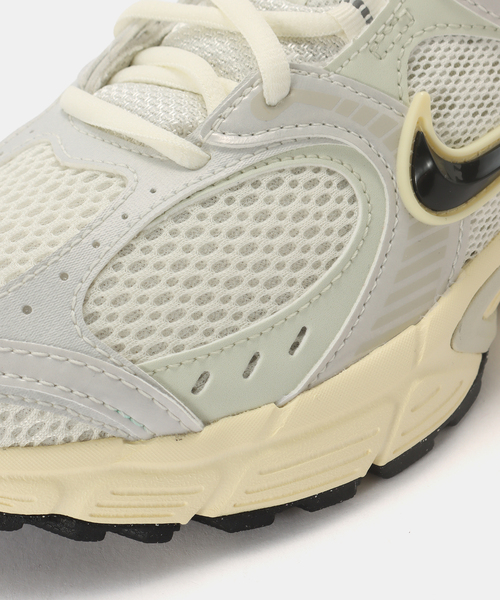 NIKE（ナイキ）の「NIKE/ナイキ ウィメンズV5 RNR（スニーカー・レディース・ブラック/アイボリー・24cm/23.5cm/25cm/24.5cm/23cm）」の6枚目の写真