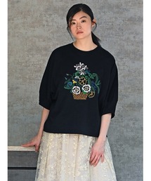 野花のバスケット刺繍ドルマンスリーブカットソー