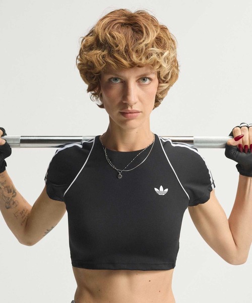adidas by Stella McCartney(アディダスバイステラマッカートニー)の「アディダス オリジナルス スポーツ SST ブラTシャツ / アディダス adidas(Tシャツ/カットソー・レディース・ブラック・SMALL/MEDIUM/LARGE/X-LARGE/XX-LARGE/X-SMALL)」の1枚目の写真