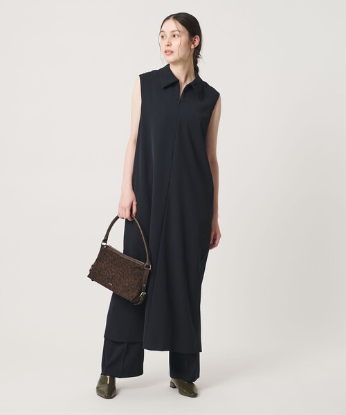 BEAUTY&YOUTH UNITED ARROWS(ビューティーアンドユースユナイテッドアローズ)の「【WEB限定 Wardrobe DAILY MINIMAL】ダブルクロス スキッパーワンピース ウォッシャブル(ワンピース・レディース・ブラック/ネイビー・M/S)」の9枚目の写真